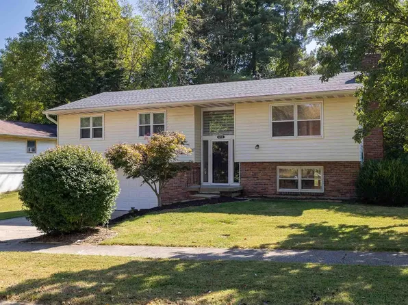 538 N Park Ridge Rd, Bloomington, IN 47408