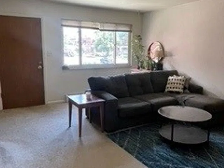 2845 Broadway Street — Photo 35
