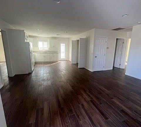2nd image of 3736 Athol St