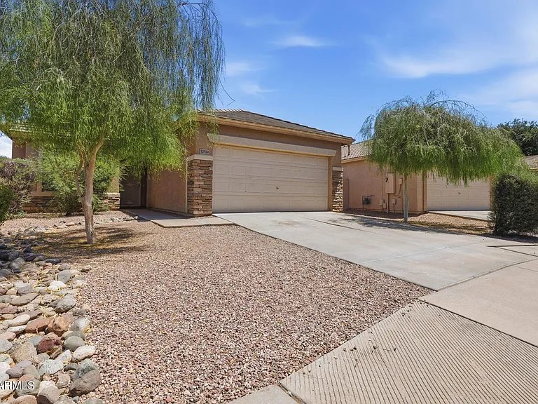 12910 W Corrine Dr — Photo 1