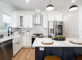 17 Manhattan Ave #1, Jersey City, NJ 07307