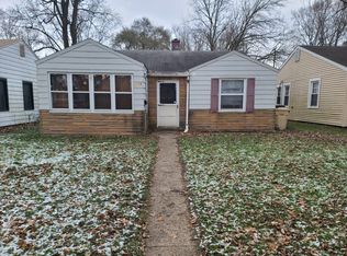1113 Roosevelt St, South Bend, IN 46616