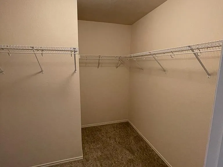 9012 Penny Ln — Photo 10
