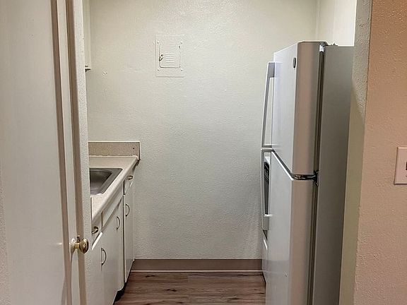 3rd image of 6135 Steilacoom Blvd SW #B4