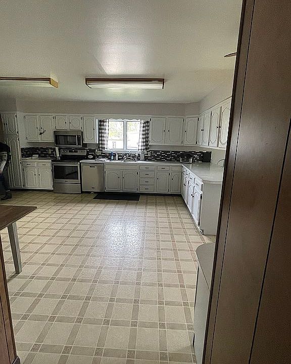 109 Sprout St E, Rosholt, SD 57260 Zillow