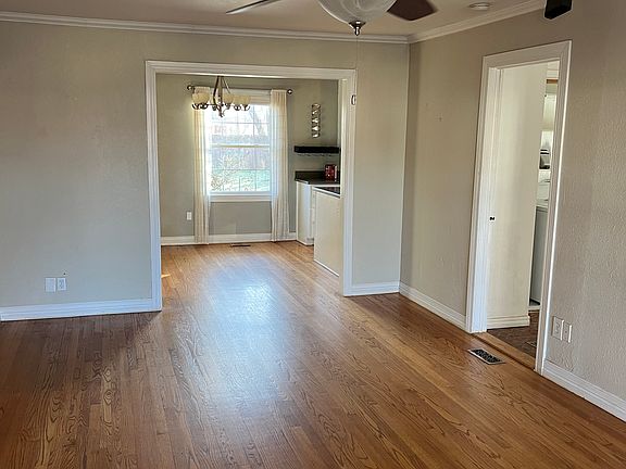 3rd image of 3832 NW 22nd St