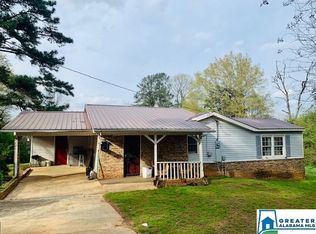 615 Weaver Ln, Weaver, AL 36277