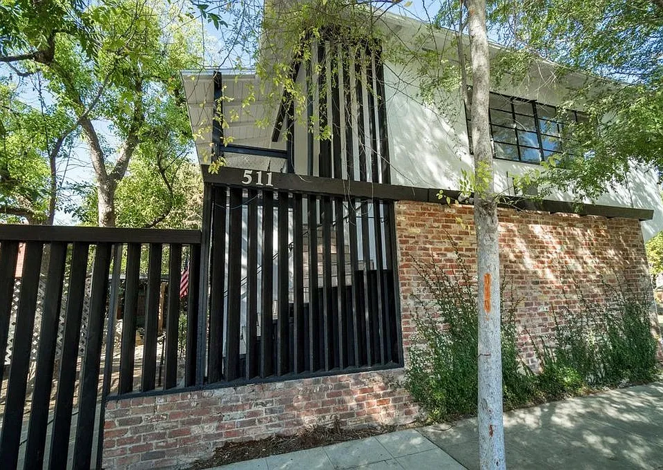 511 N Yosemite Ave #B