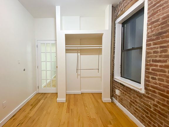 5th image of 435 W 54th St #1AC