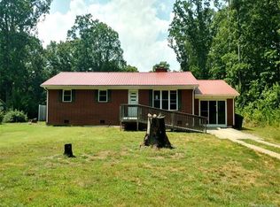 144 Tomlin Rd, Harmony, NC 28634