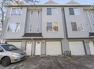 3034 SE 90th Pl APT E, Portland, OR 97266