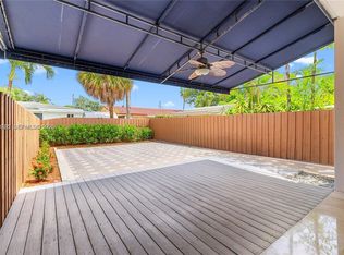4023 SW 10th St, Coral Gables, FL 33134