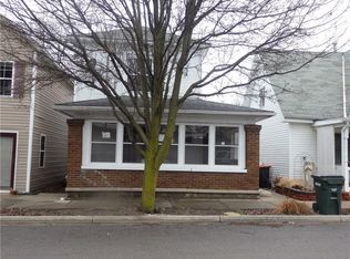 25 W Water St, Versailles, OH 45380