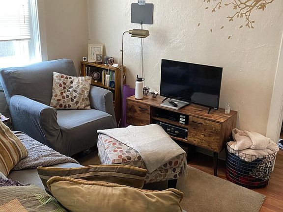 3rd image of 2618 Grove Ave APT 102