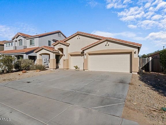 3rd image of 45990 W TULIP Lane