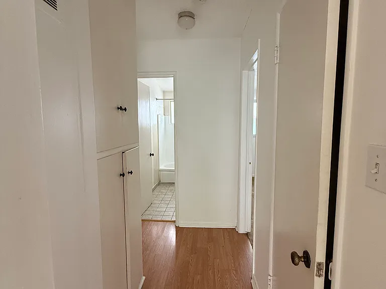 7231 Franklin Ave #2 — Photo 19