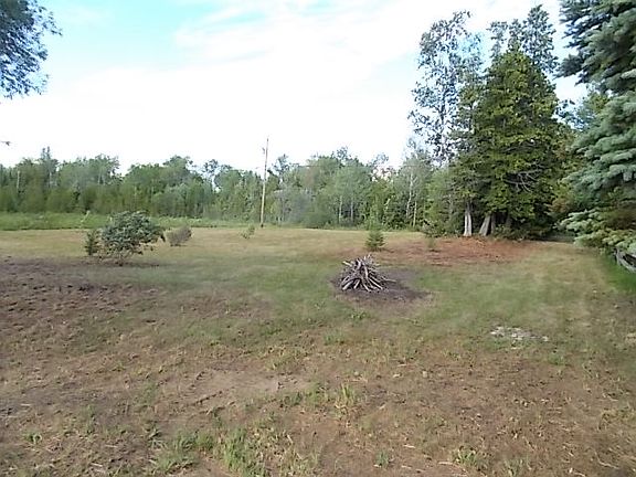 View Lake Towards Road