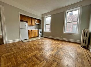 15817 Sanford Ave APT 4C, Flushing, NY 11358
