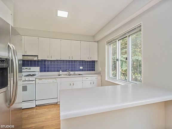 5th image of 1628 Palmgren Dr