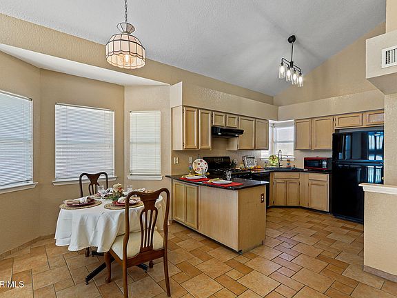 4th image of 2328 Nancy McDonald Dr