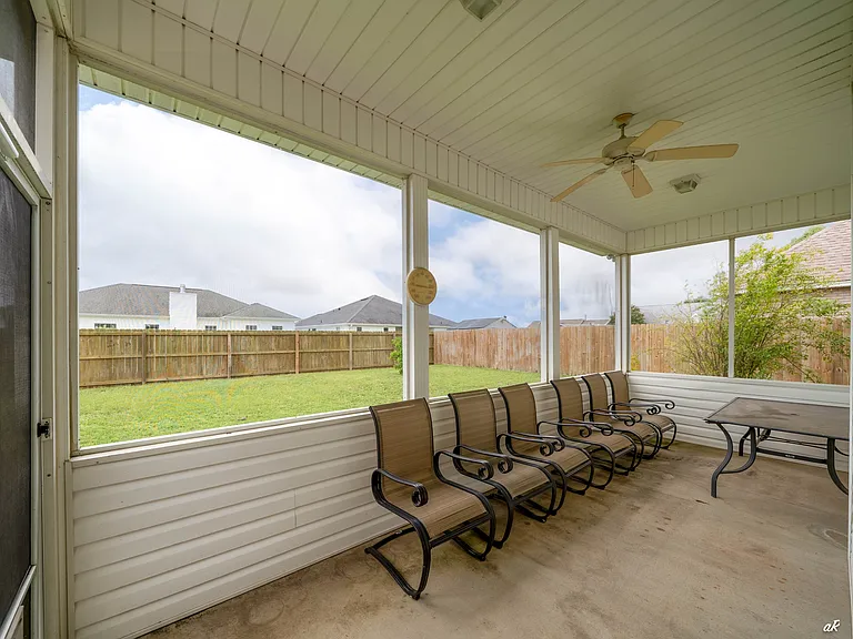 5402 Blue Dog Rd — Photo 14