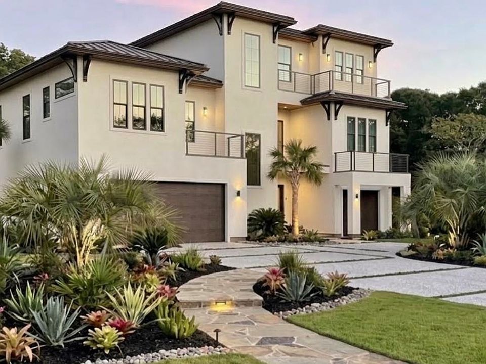 1st image of 7701 Beach Dr.