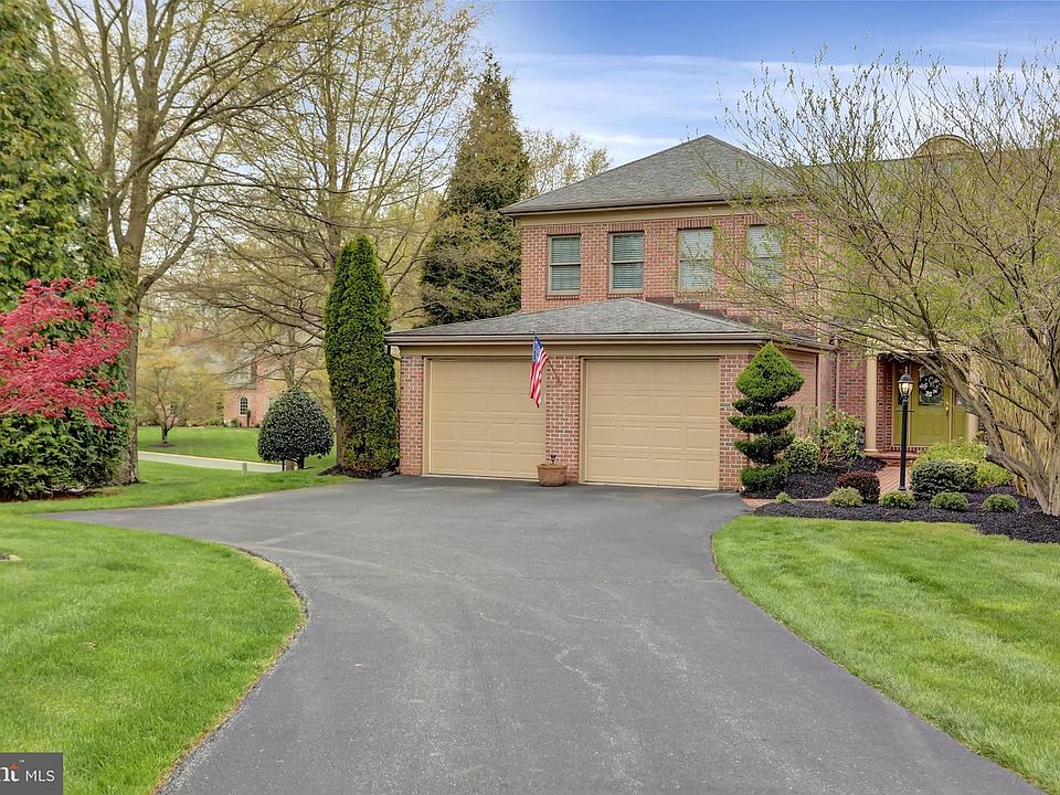 1st image of 1500 Parkland Dr
