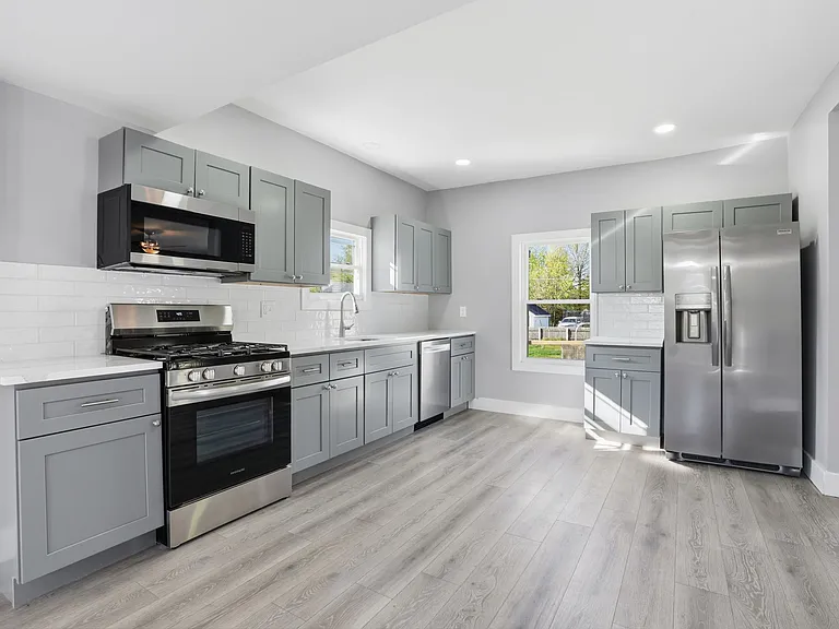 361 N Main St — Photo 13