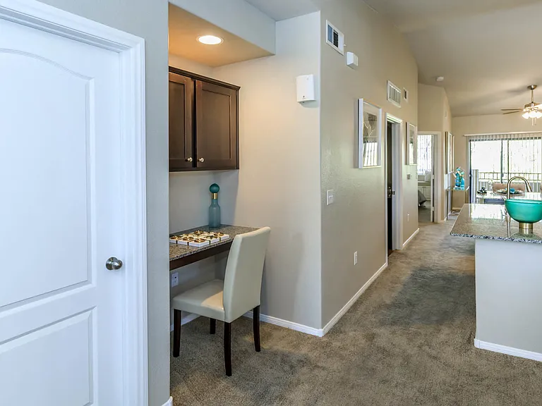 1e1/1f1 928 SQFT 1 Bed 1 Bath