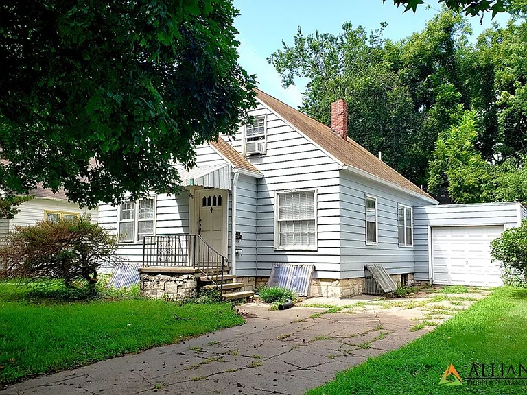 819 N 8th St #B — Photo 1