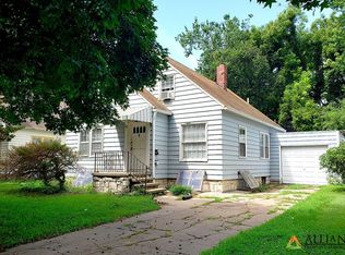 819 N 8th St #B, Manhattan, KS 66502