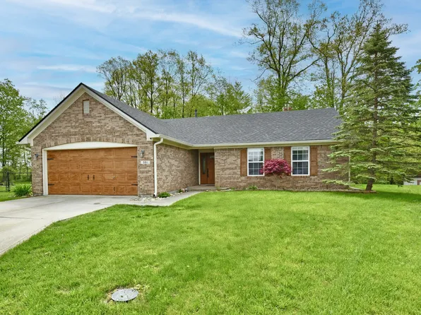 5611 Burning Tree Ct, Indianapolis, IN 46239