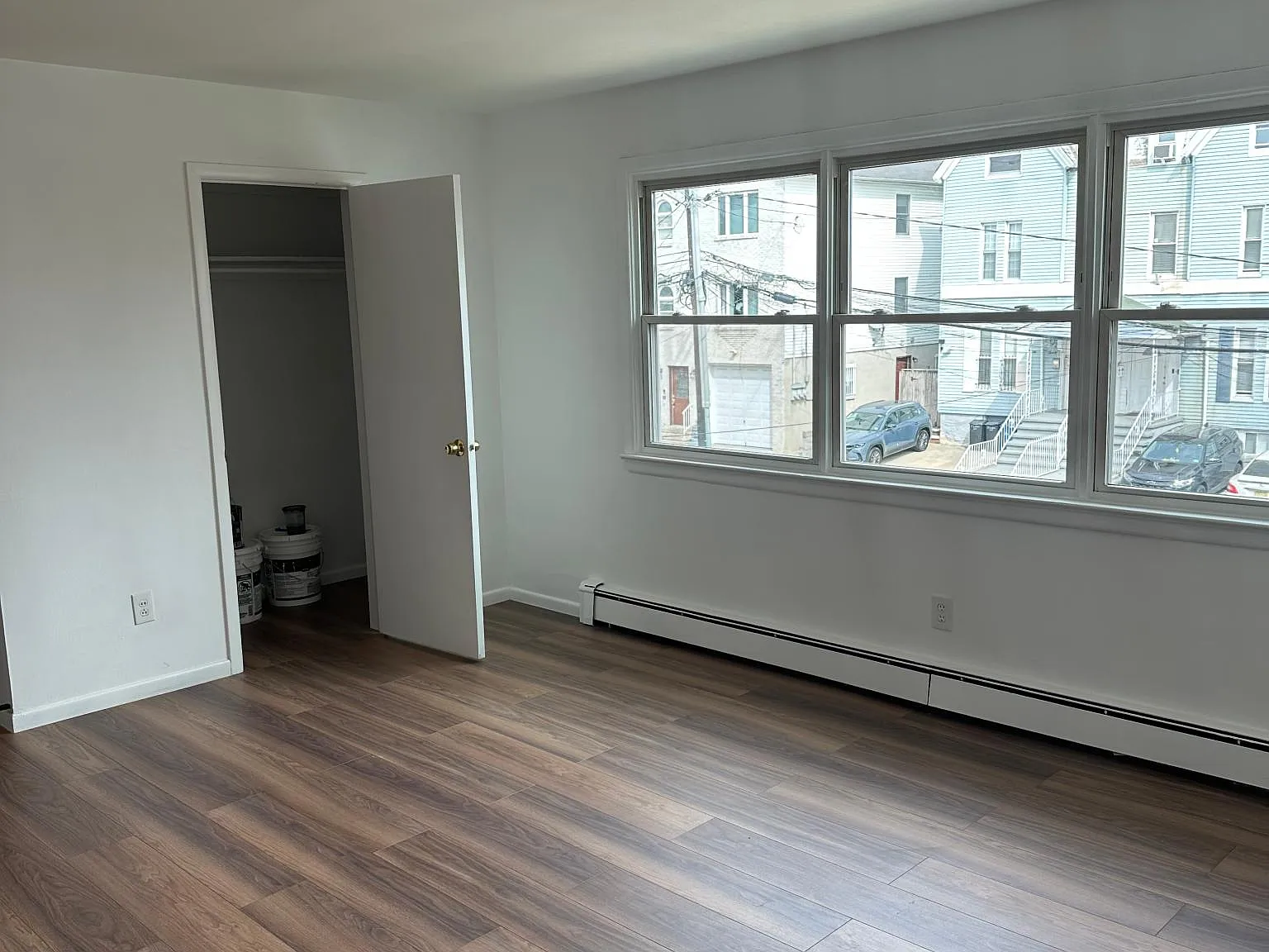 2 bed, 625 sqft, $2,400 — Photo 4