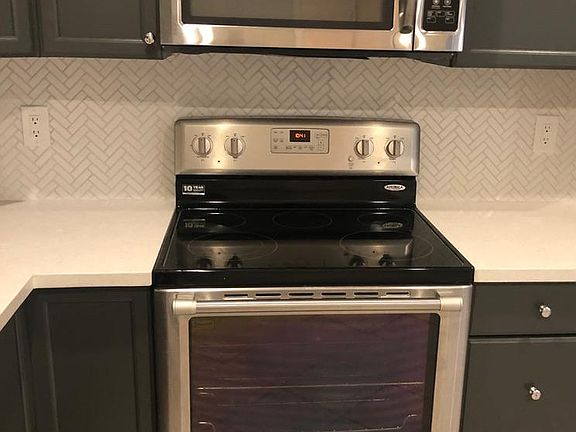 4th image of 409 E Ironwood Dr