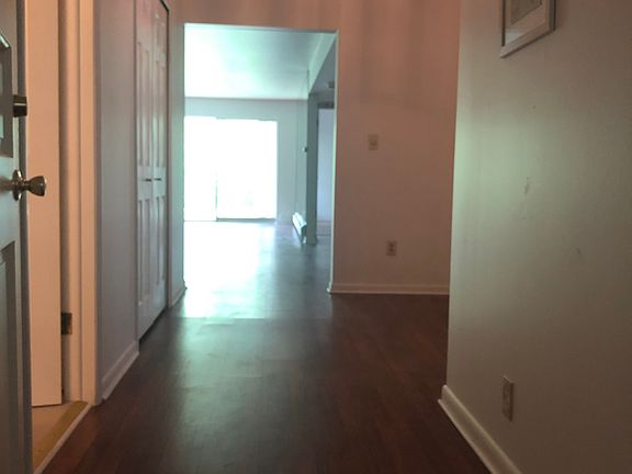 4th image of 40760 Woodward Ave Unit 42