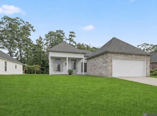 10365 Fountain Ln, Denham Springs, LA 70726