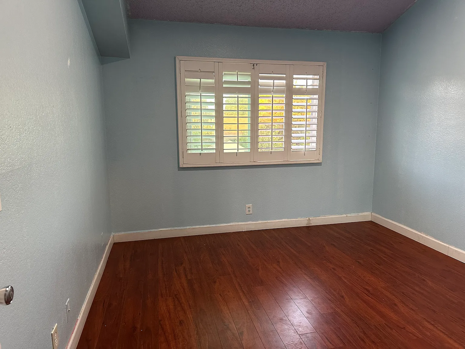 4321 Lennox Blvd — Photo 2