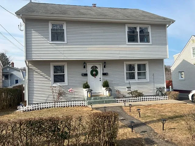 205 Indian Ave #1