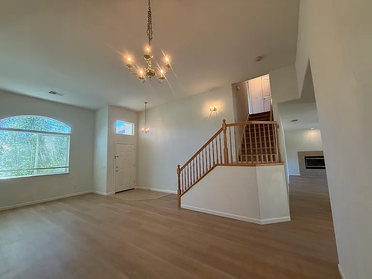9633 McKenna Dr — Photo 19