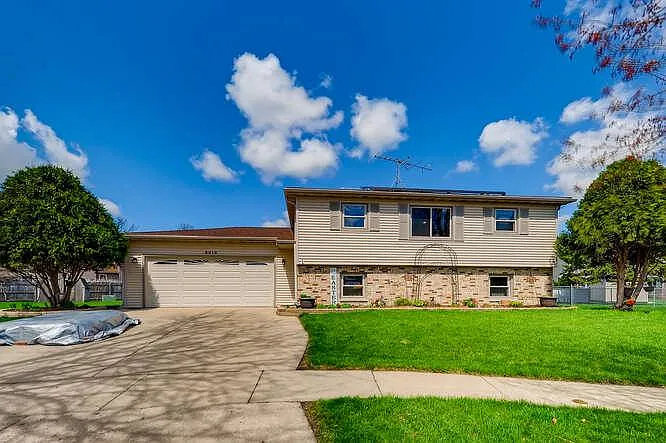 2210 Savannah Rd photo 1