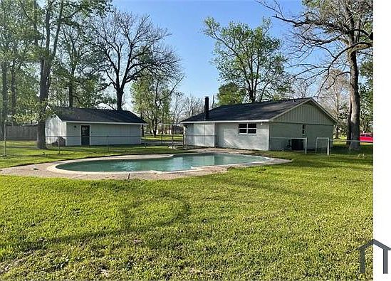 5th image of 3012 Terry Ln