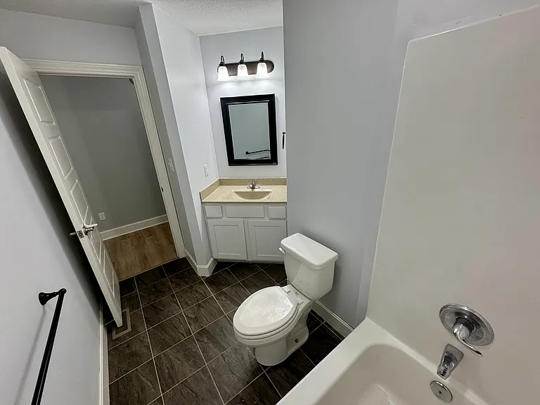 4923 Shadowridge Dr — Photo 17