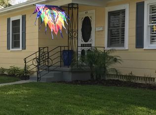 425 Woodlawn Ave, Belleair, FL 33756