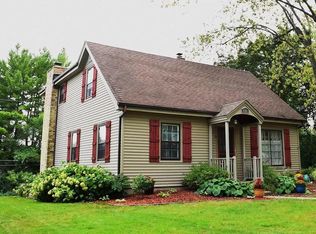 W164N8586 Hiawatha Ave, Menomonee Falls, WI 53051