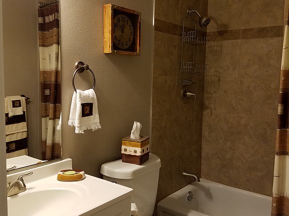 Upstairs Second Bathroom