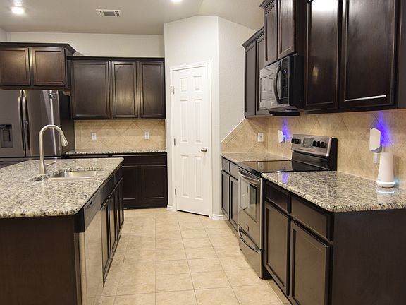 5th image of 6425 Ambrose Cir