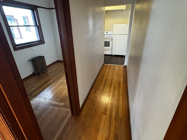 2923 Franklin Ave E #4B — Photo 3