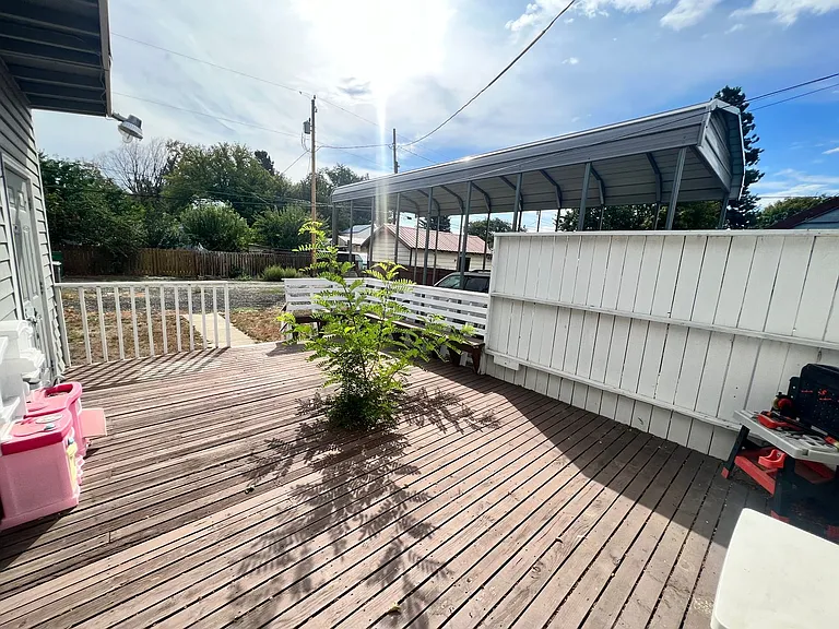 304 S Anderson St — Photo 3