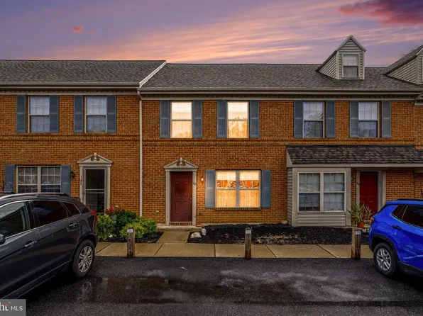 306 Meeting House Ln, Lancaster, PA 17601