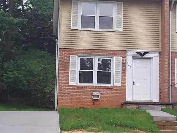 248 Orchard St, Front Royal, VA 22630